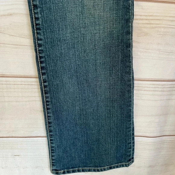GAP Jeans Curvy Flare Medium Wash Denim 6 L Dark Rustic Indigo 8.25” rise - Picture 5 of 12